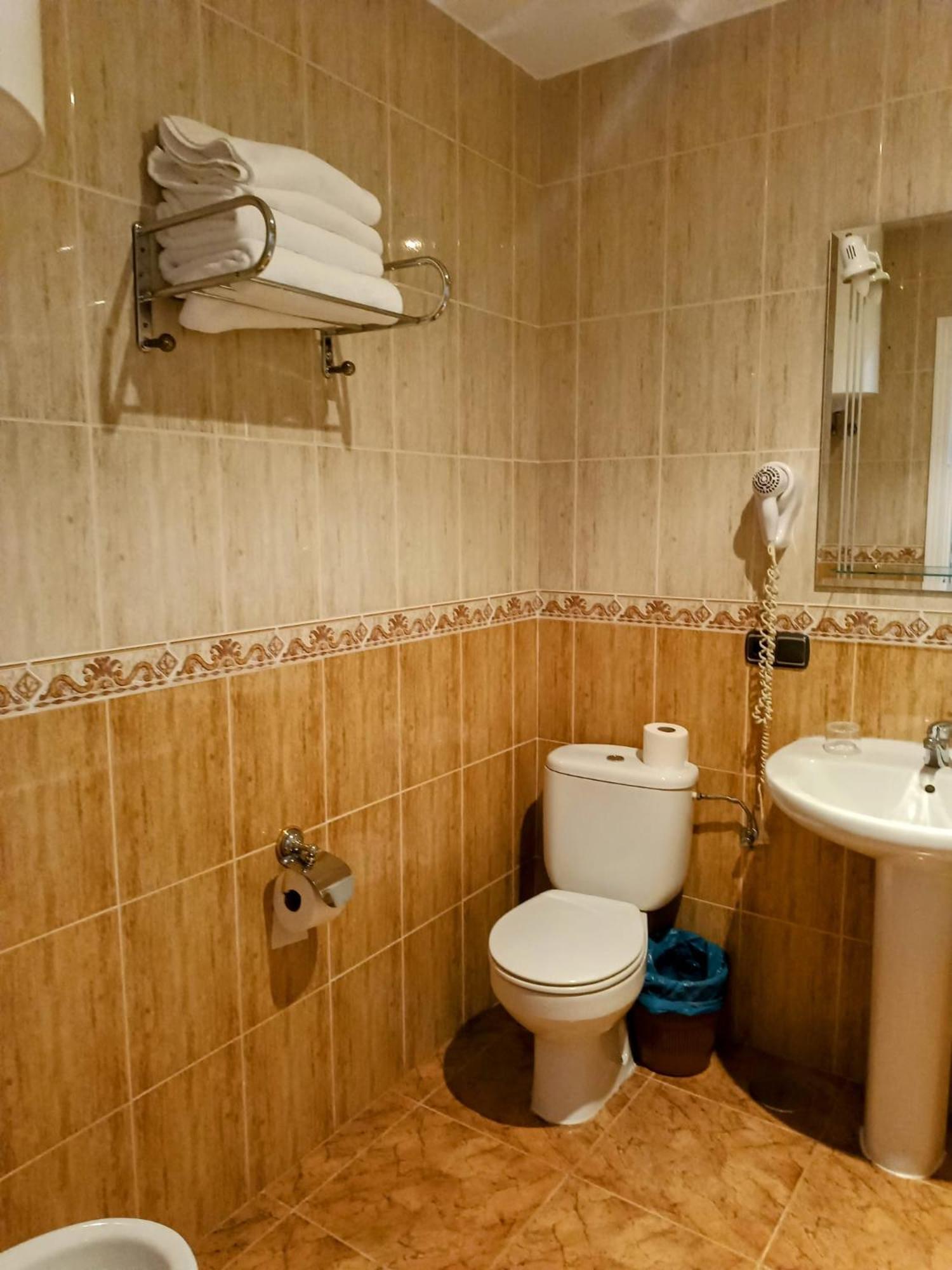 Hotel Complejo Godoy Losar De La Vera Zewnętrze zdjęcie